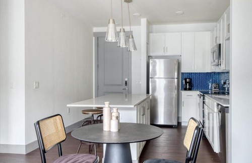 Govalle Apartment | Modern East Austin 1BR with Pool, Gym & Pet-Friendly Perks