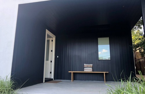 Blackshear-Prospect Hill House | Top-Rated East Austin Bungalow with Spa and Family Amenities