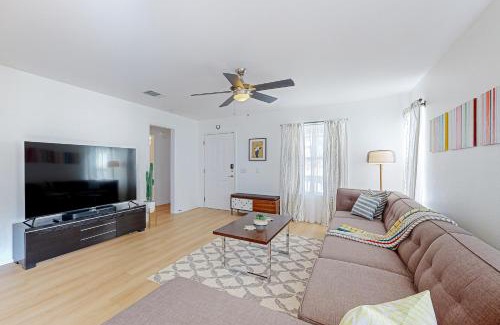 Central East Austin House | East Austin Hideaway