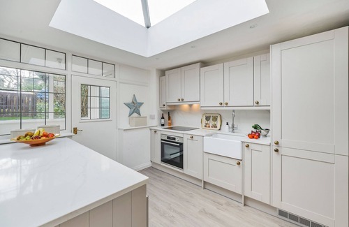 Littlebredy Cottage | East Cottage: Oceanfront Retreat for 8 with Breakfast