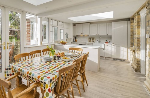 Littlebredy Cottage | East Cottage: Oceanfront Retreat for 8 with Breakfast