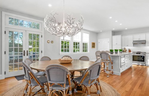 East Dennis House | Indulge in Sesuit Neck Retreat with Pool and Spa Amenities