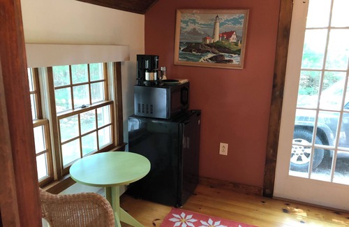 Northwest Harbor Apartment | Private Room in East Hampton with Pool & Top Guest Rating