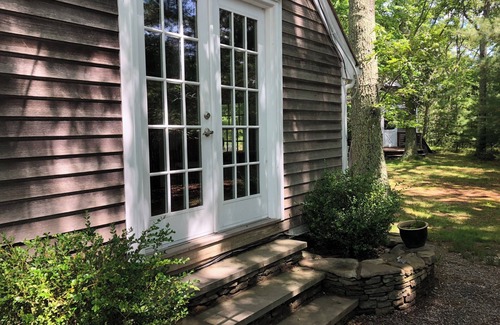 Northwest Harbor Apartment | Private Room in East Hampton with Pool & Top Guest Rating