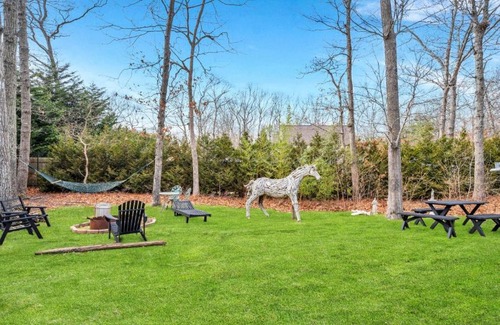Springs House | Discover East Hampton Springs Haven: Family-Friendly Retreat