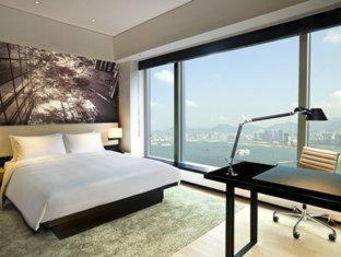 Quarry Bay Hotel | Discover EAST Hong Kong: 5-Star Comfort with Pool Access