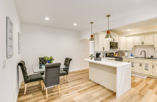 East Los Angeles Apartment | Convenient East Los Angeles Home - 7 Mi to Downtown!