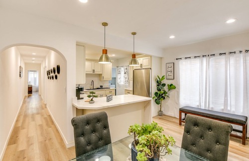 East Los Angeles Apartment | Convenient East Los Angeles Home - 7 Mi to Downtown!