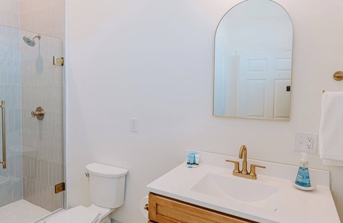 Madison Apartment | Boho 203 at East Main Lofts - Top-Rated Family Retreat
