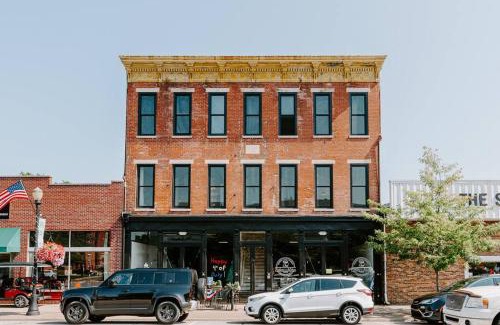 Madison Apartment | Coastal Retreat at East Main Lofts - Family-Friendly Stay