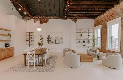 Madison Apartment | Explore East Main Lofts - Family-Friendly Roller Rink Stay