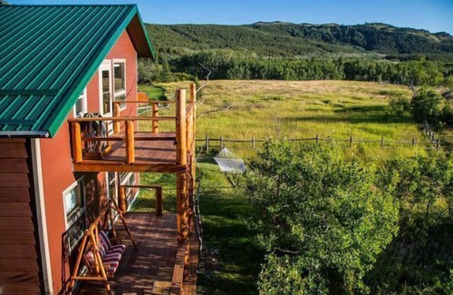 East Glacier Park House | Unwind at Glacier Park East Side with Spa and Family Amenities