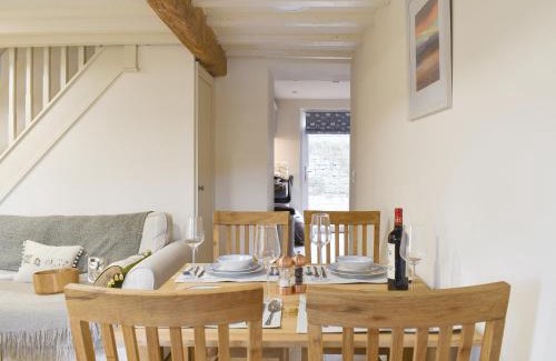 Bamford House | Discover Family-Friendly Retreat at Easter Cottage
