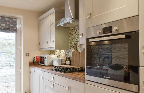 Bamford House | Discover Family-Friendly Retreat at Easter Cottage