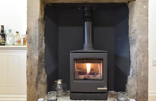 Bamford House | Discover Family-Friendly Retreat at Easter Cottage