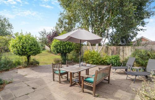 Westleton House | Exceptional Easter Cottage: Pet & Child Friendly Retreat