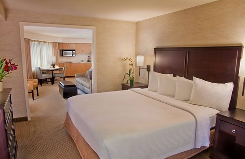 Lake Hills Hotel | Discover Eastgate Hotel: A Guest Rated 9/10 Retreat
