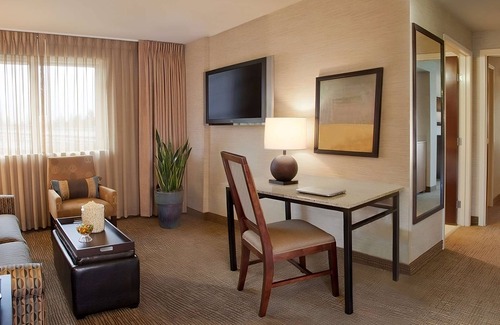 Lake Hills Hotel | Discover Eastgate Hotel: A Guest Rated 9/10 Retreat