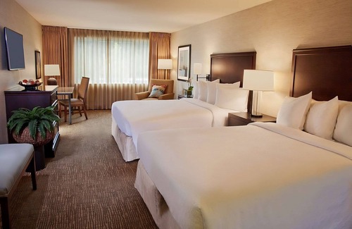Lake Hills Hotel | Discover Eastgate Hotel: A Guest Rated 9/10 Retreat