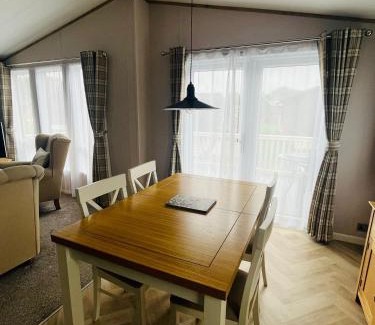 Malton House | Relax at Eastgate Lodge Featuring a Hot Tub Retreat