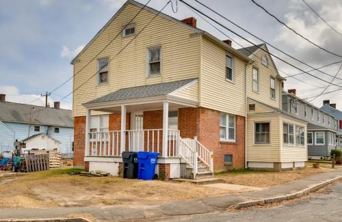 Easthampton Apartment | Pet-Friendly Easthampton Vacation Rental Near Breweries