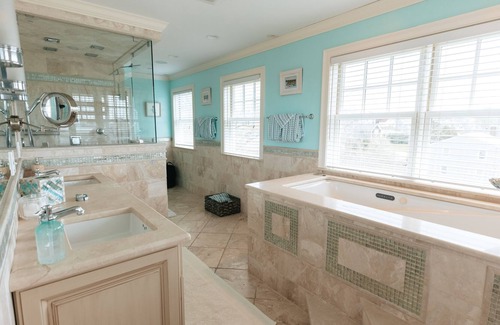 Easton's Point House | Easton Points Most Spectacular View, Luxury New Home with Cottage, 6 Bedrooms