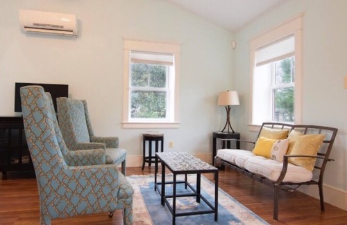 Eastport Apartment | Eastport Hideaway - Cozy Guesthouse with Kitchen for Two