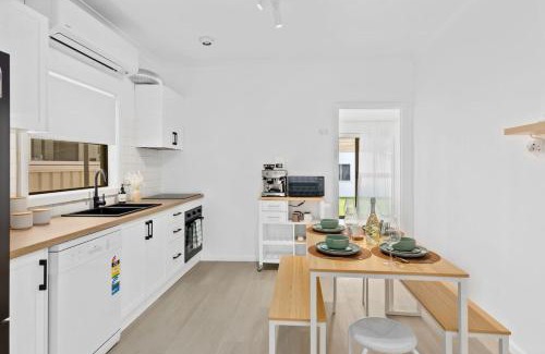 East Corrimal House | Relaxed Coastal Cottage at Easts Beach - Pet-Friendly Retreat