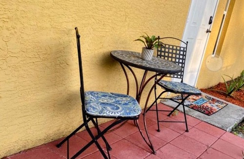 Port Saint Lucie House | Convenient Getaway with Lake Views & Beach Access Nearby