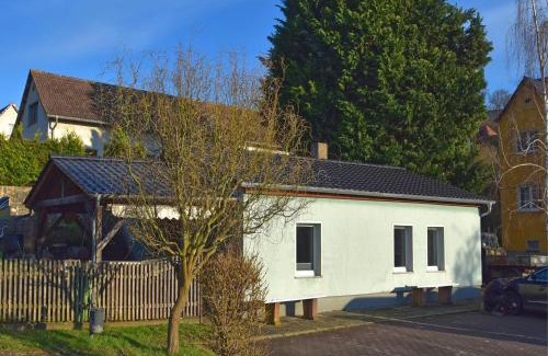 Bad Koesen House | Inviting Holiday Home with Terrace and Pet-Friendly Garden