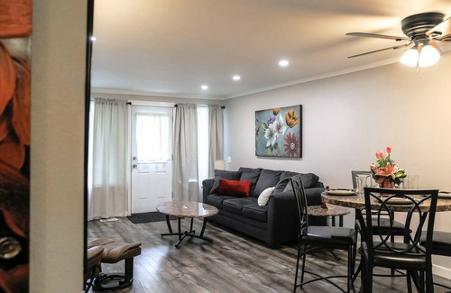 Tri-Cities Apartment | Convenient Stay with Private Parking & Ocean View Amenities