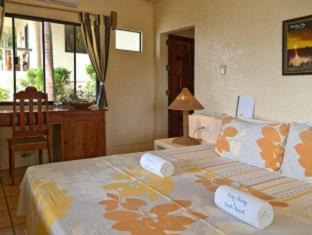 Sipalay Resort | Oceanfront Easy Diving and Beach Resort for Families