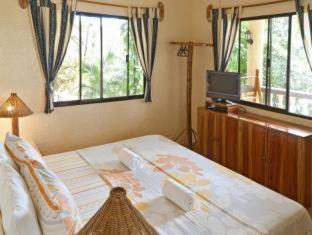 Sipalay Resort | Oceanfront Easy Diving and Beach Resort for Families