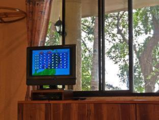 Sipalay Resort | Oceanfront Easy Diving and Beach Resort for Families