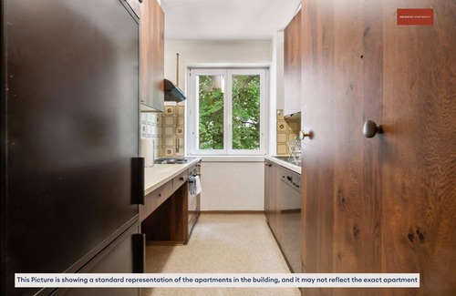 Alt-Wiedikon Apartment | Convenient Apartment Near City Center with Family Amenities