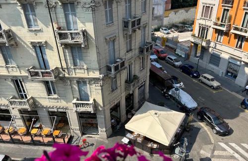La Fontana Apartment | Comfortable Easy Isola: Pet-Friendly Stay with Breakfast