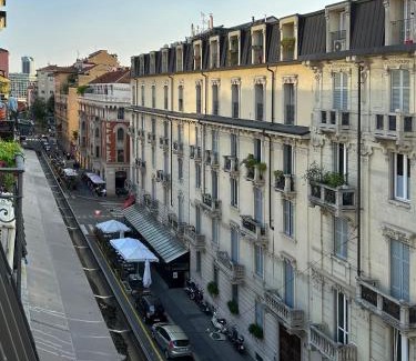 La Fontana Apartment | Comfortable Easy Isola: Pet-Friendly Stay with Breakfast