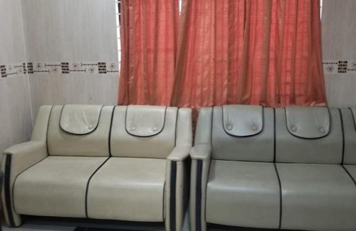 Keraniganj Apartment | Convenient Easy Lounge: Pet Friendly & Breakfast Included