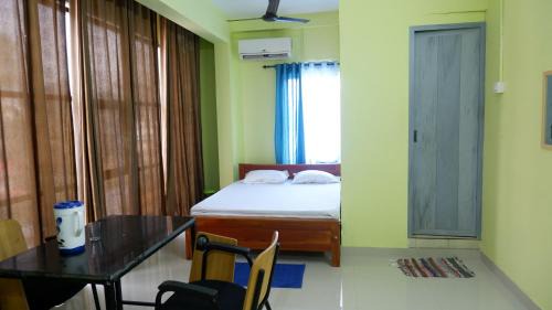 Kozhikode Cabin | Easy Stay Eranhipalam