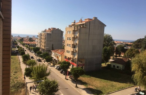 Espinho Apartment | Cozy Getaway at Easy Stay In Espinho with Oceanfront Views