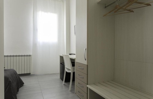 Mestre House | Comfortable Easy Venice Rooms with Pet-Friendly Options