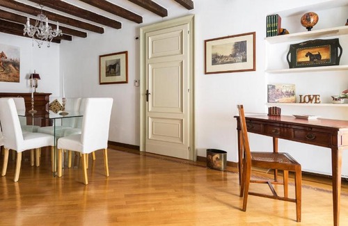 Borgonuovo Apartment | Family-Friendly Easyhomes - Annunciata with Great Reviews