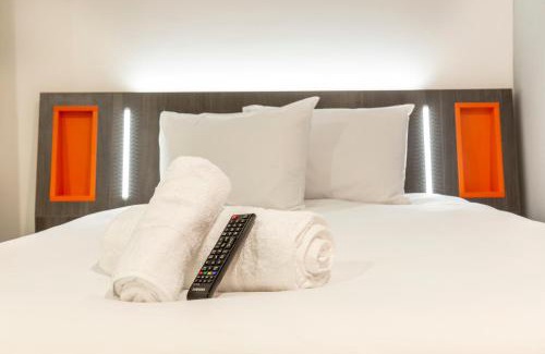 Reading Hotel | Convenient Easyhotel Reading: Pet-Friendly & Child Welcoming