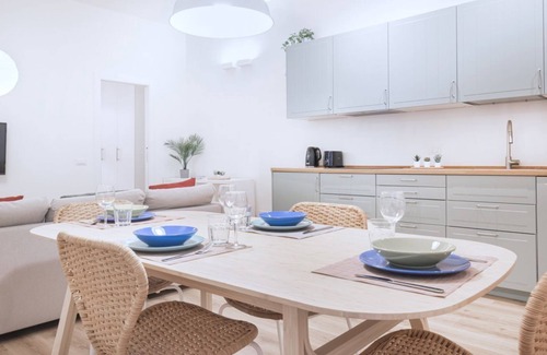 Lazzaretto Apartment | Stay in Comfort at Easylife Apartment, Porta Venezia