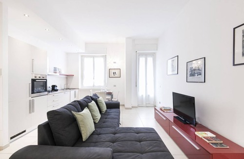 Loreto Apartment | Easylife - Cozy flat in NoLo area