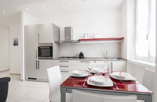 Loreto Apartment | Easylife - Cozy flat in NoLo area