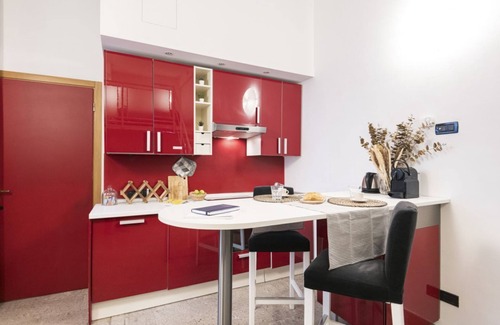 Carrobbio Apartment | Discover Easylife - Cozy Studio in Via Torino's Heart
