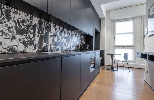 Magenta Apartment | Elegant Studio Apartment in Corso Magenta with Spa Access