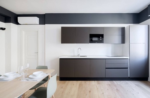 Zona Risorgimento Apartment | Relax at Easylife: Cozy Studio with Spa in Risorgimento