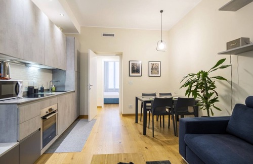 Bullona Apartment | Elegant Stay at Easylife near Arch of Peace with Spa